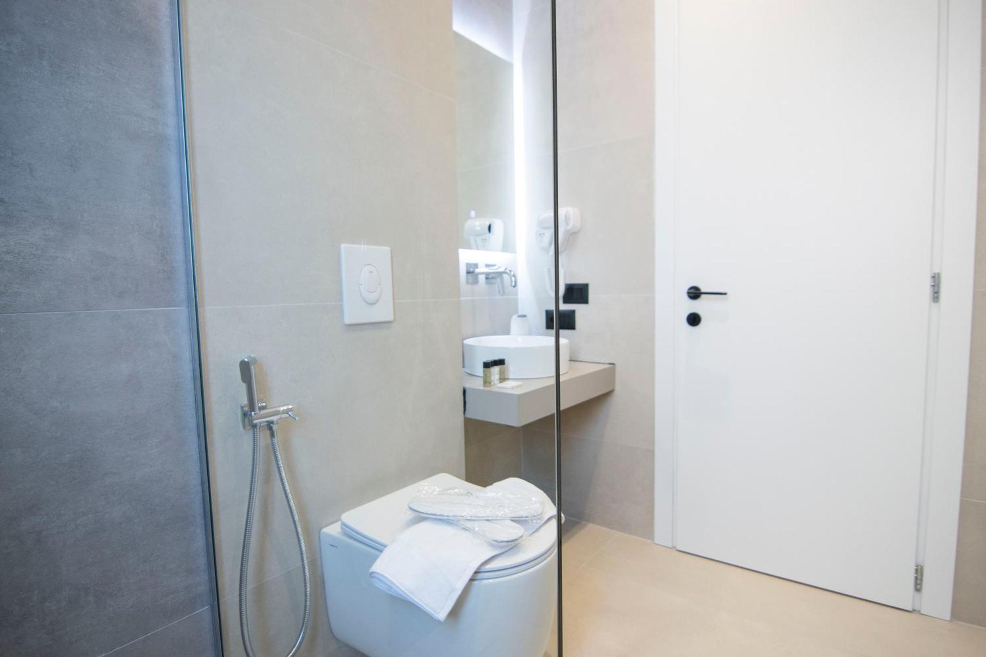 Mina Luxury Rooms 地拉那 外观 照片