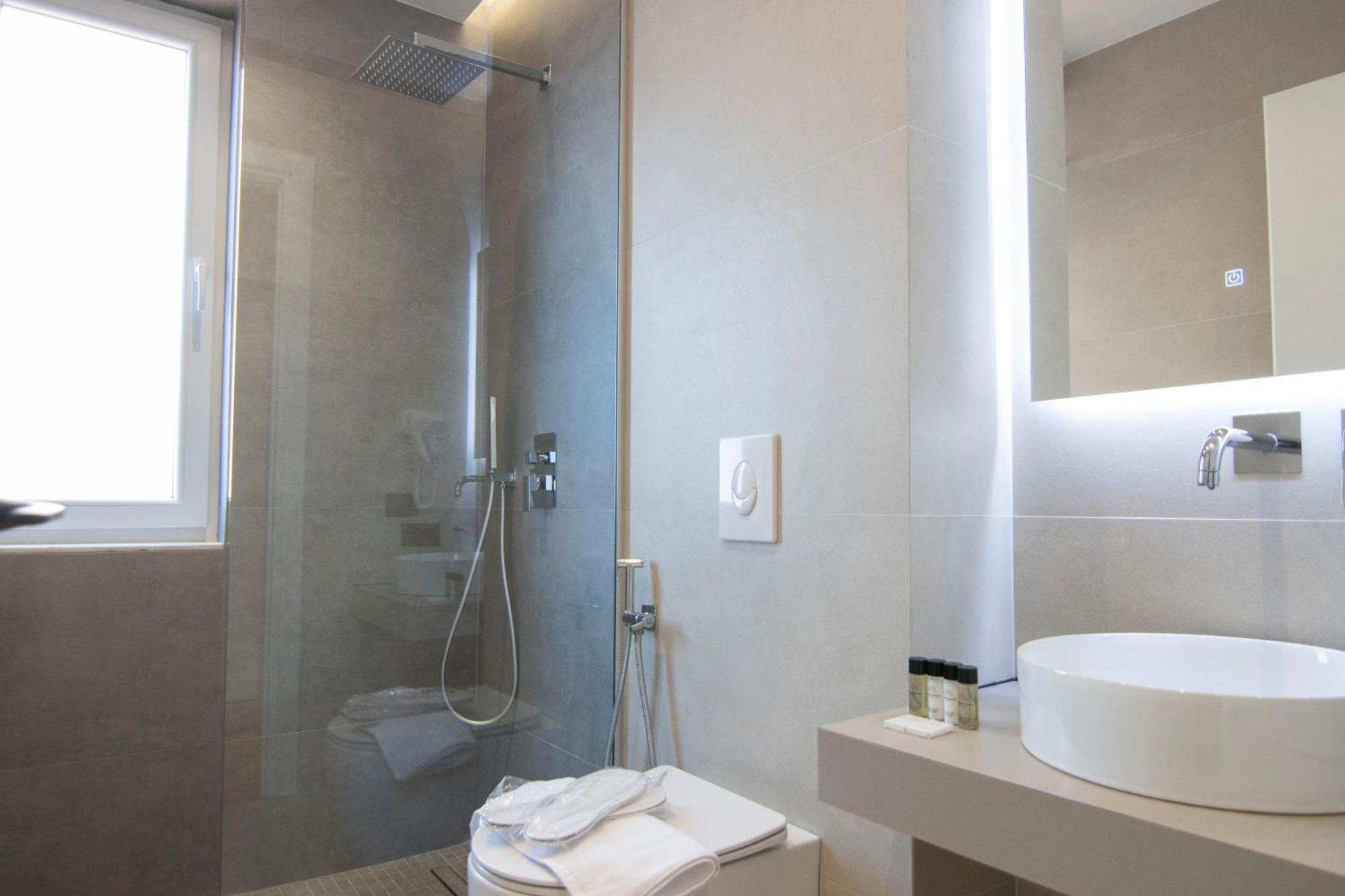 Mina Luxury Rooms 地拉那 外观 照片