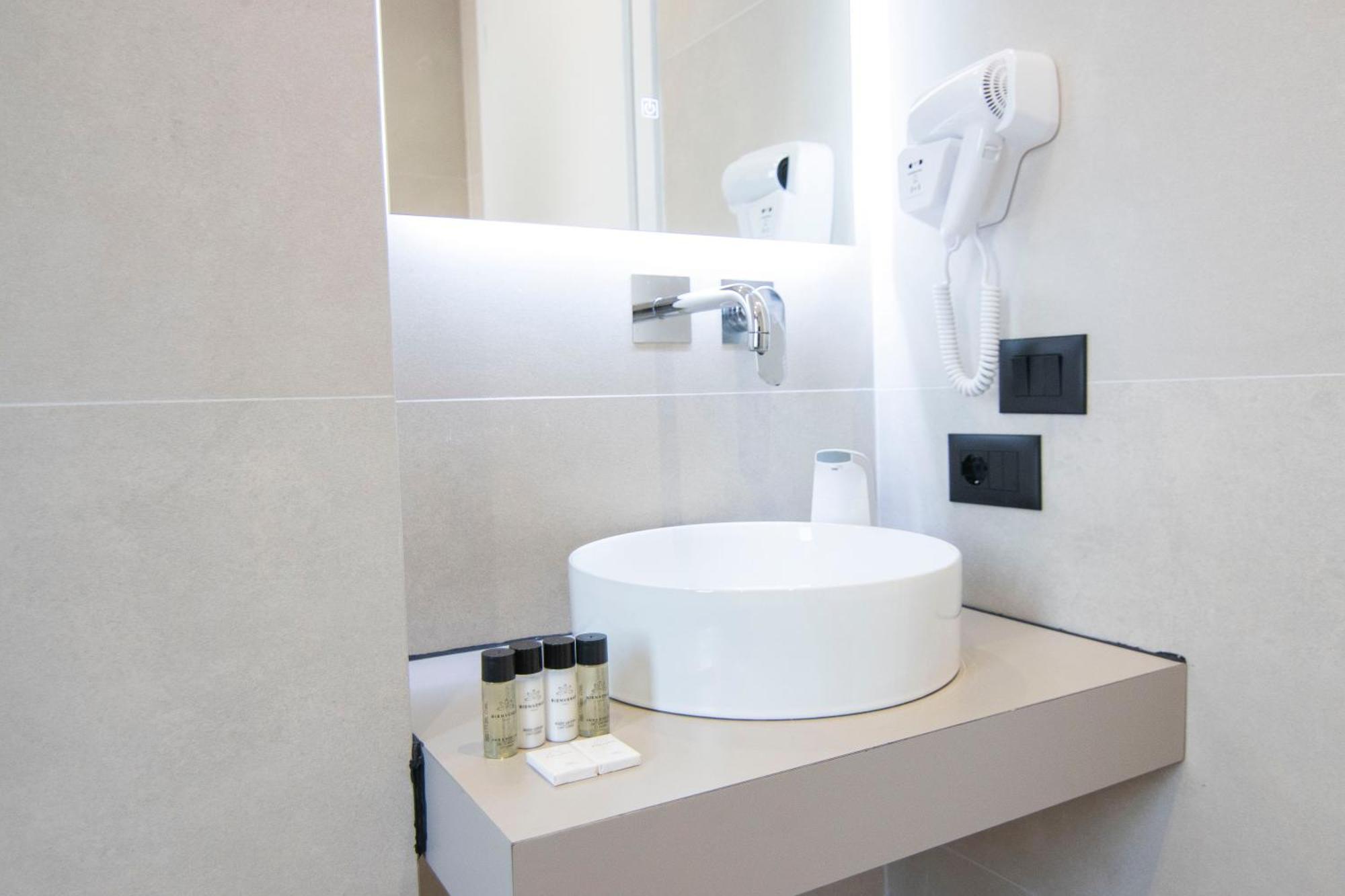 Mina Luxury Rooms 地拉那 外观 照片