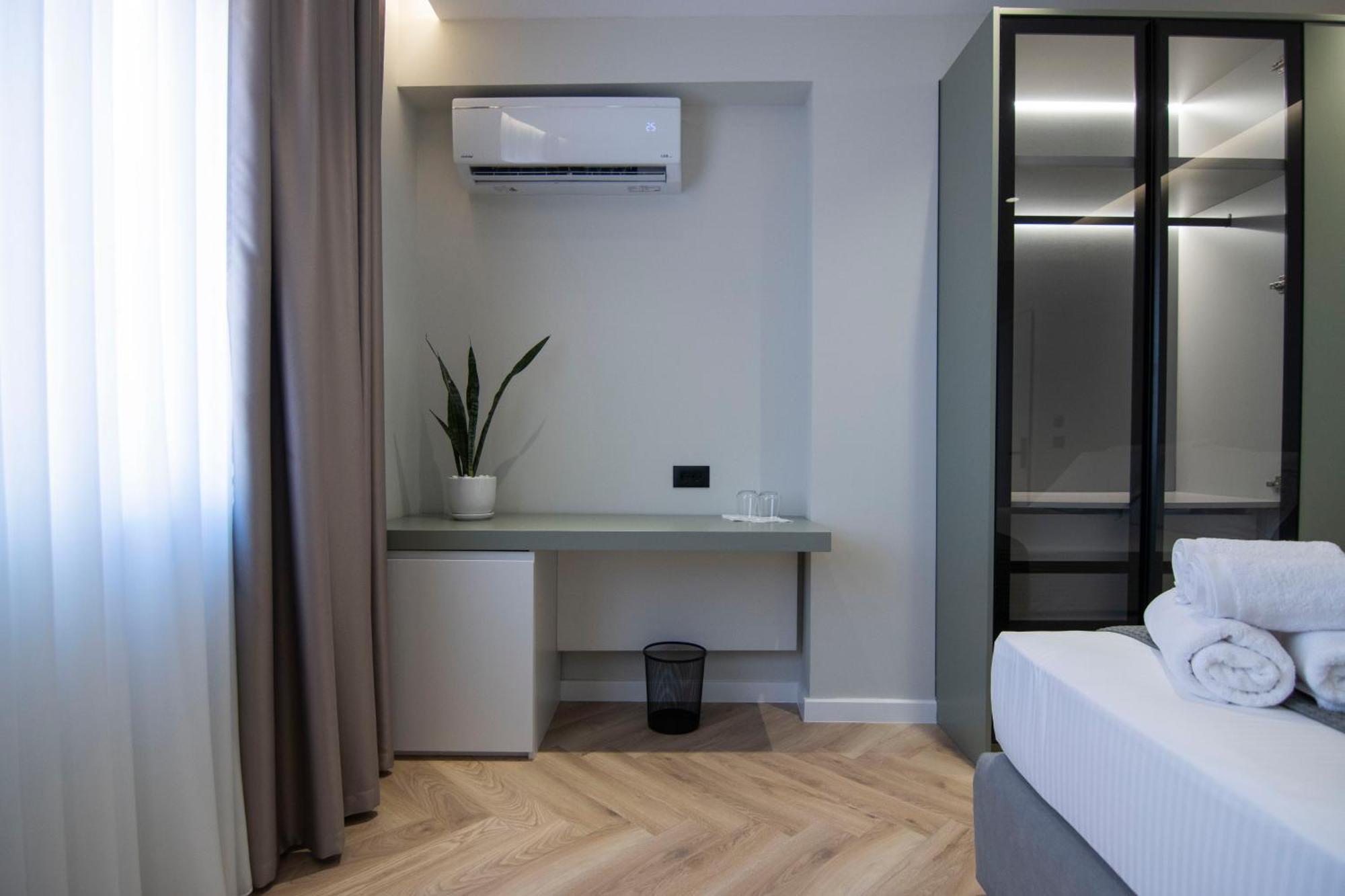 Mina Luxury Rooms 地拉那 外观 照片