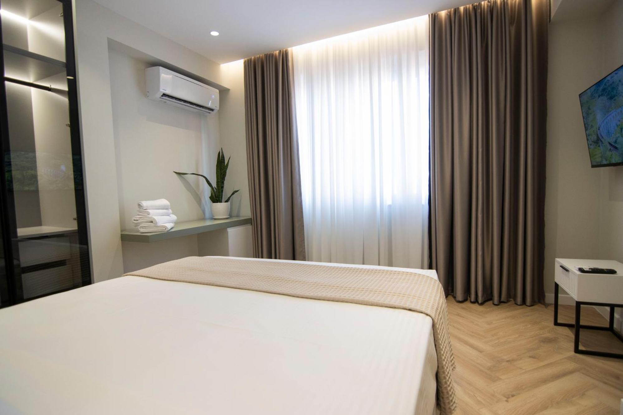 Mina Luxury Rooms 地拉那 外观 照片