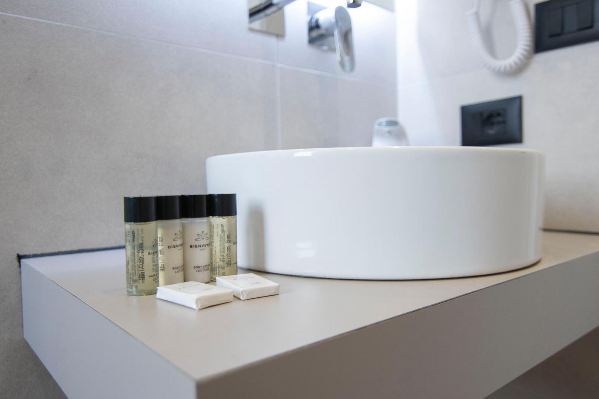 Mina Luxury Rooms 地拉那 外观 照片