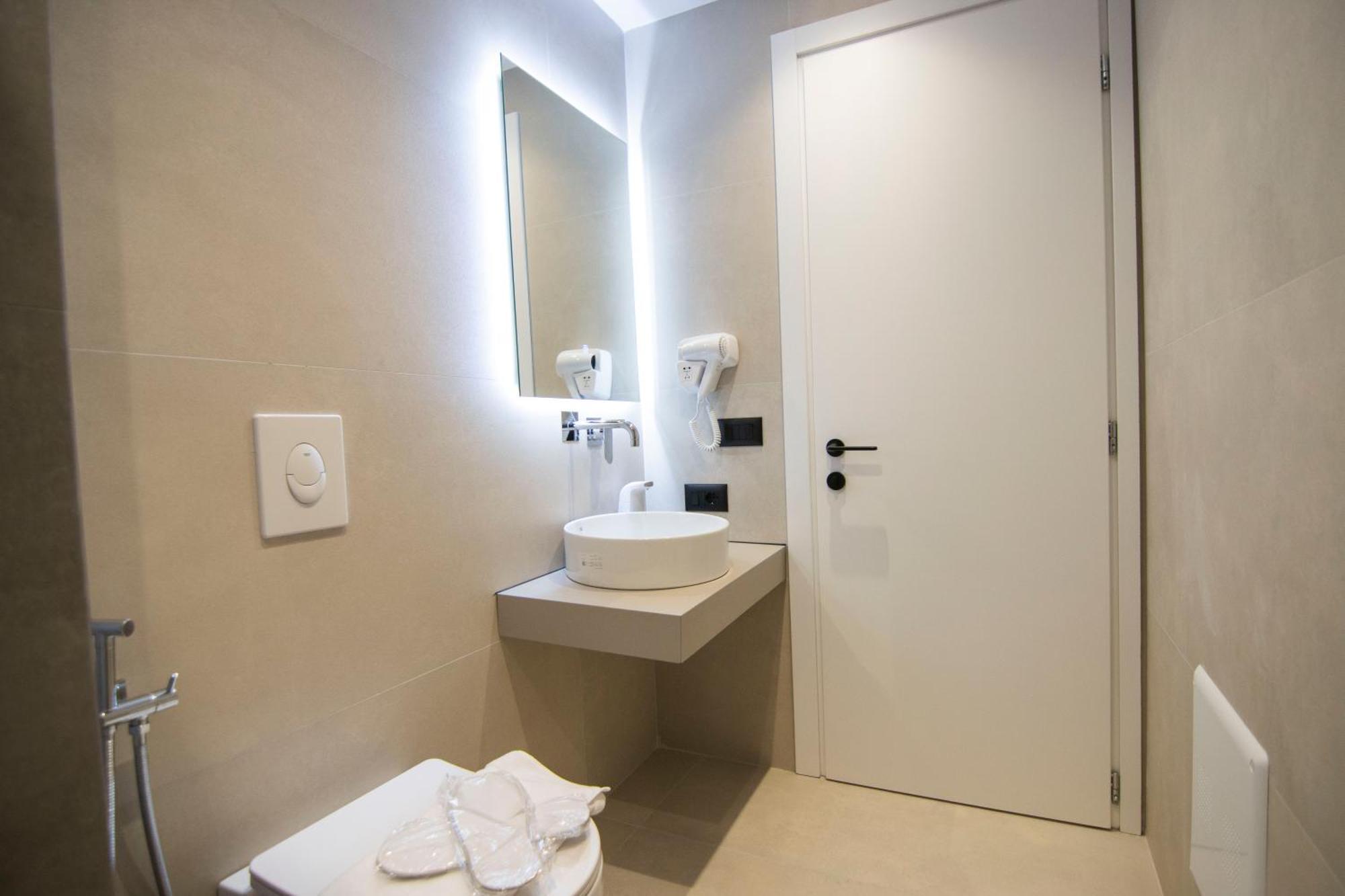 Mina Luxury Rooms 地拉那 外观 照片