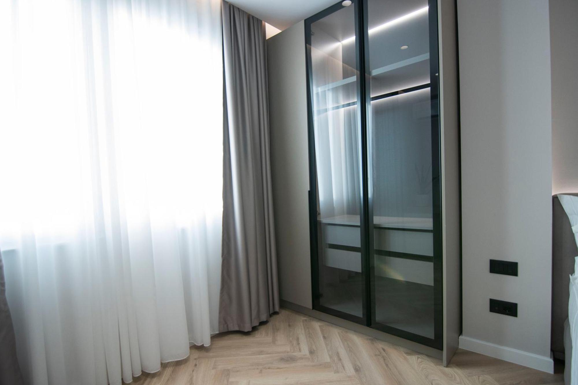 Mina Luxury Rooms 地拉那 外观 照片