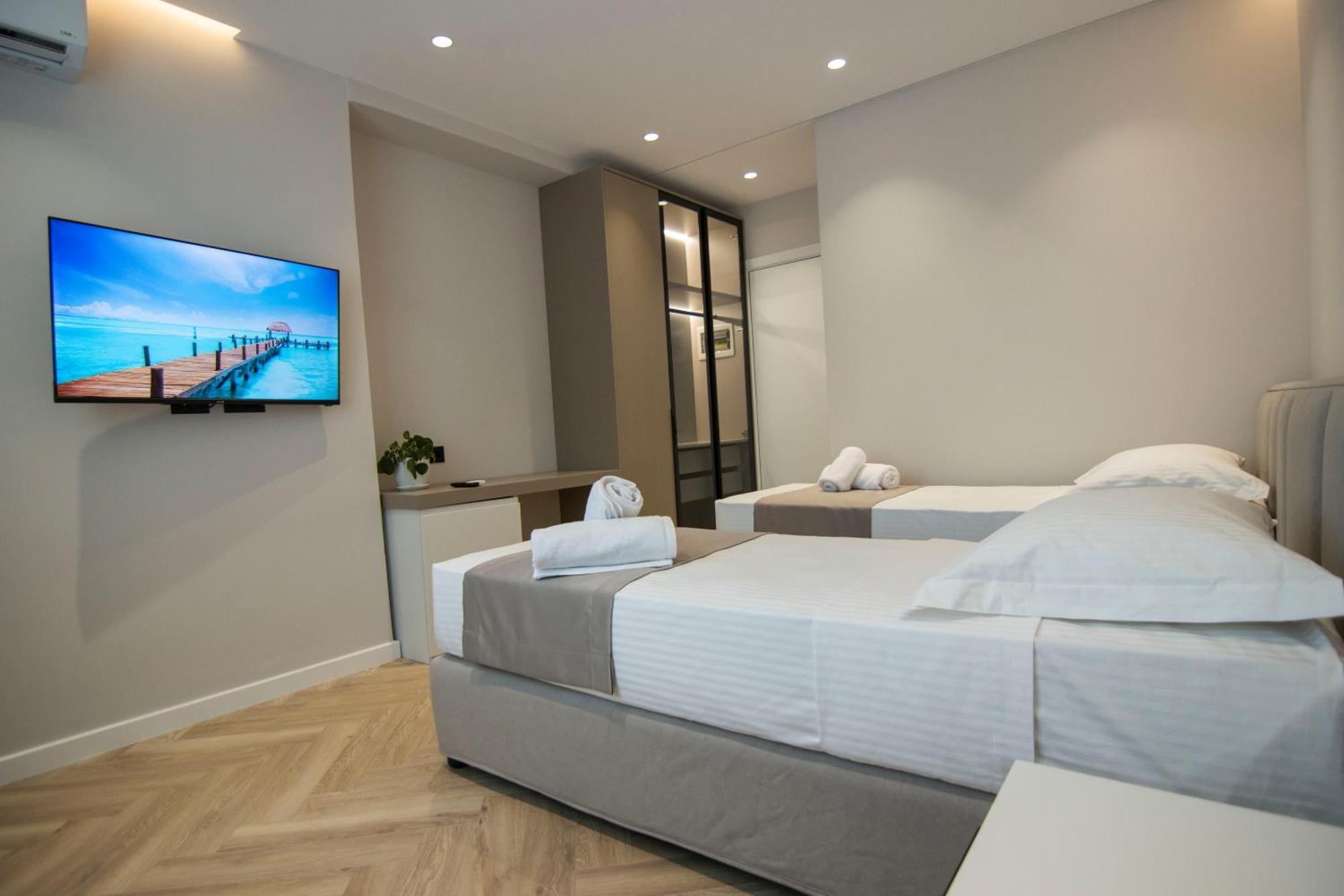 Mina Luxury Rooms 地拉那 外观 照片