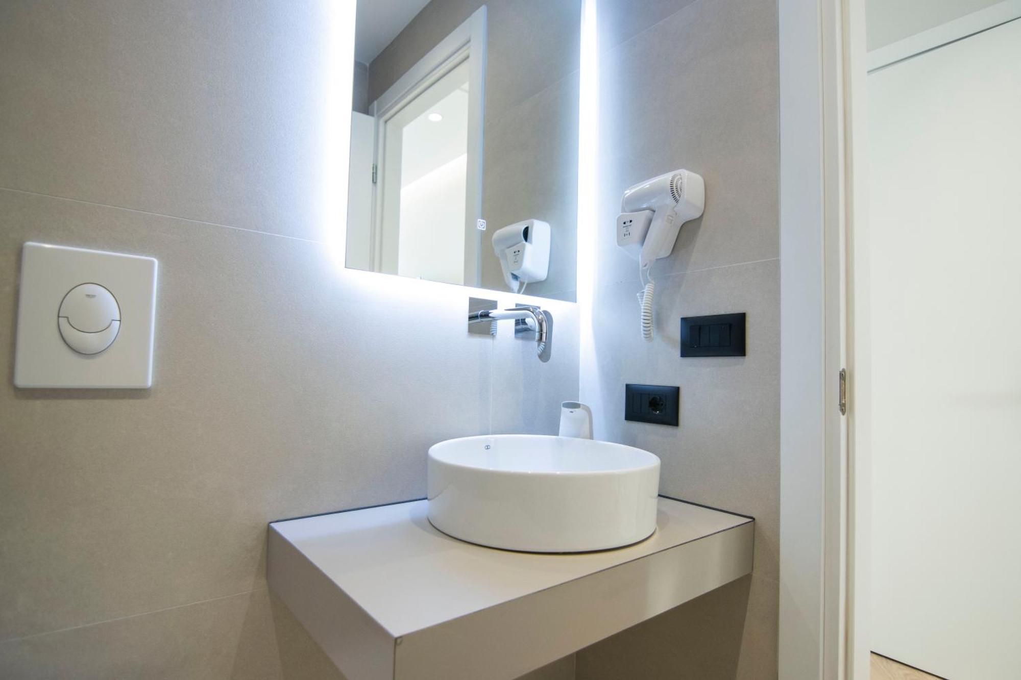 Mina Luxury Rooms 地拉那 外观 照片
